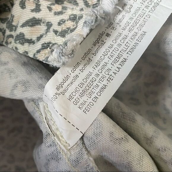 ZARA-OVERSIZED Animal Print Button Down Denim Top (Size:Small) - Picture 7 of 8